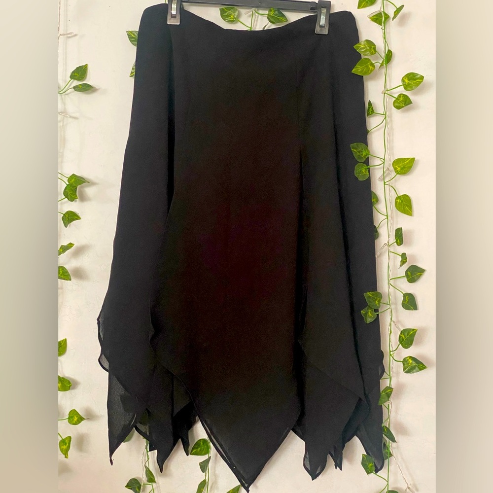 Black skirt
